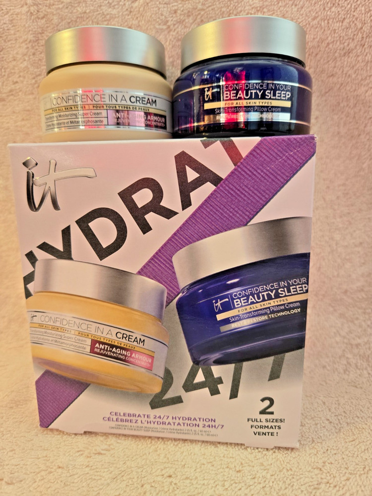 IT COSMETICS HYDRATE 2 OZ JARS, 1- DAY CREAM & 1- NIGHT CREAM