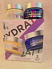 IT COSMETICS HYDRATE 2 OZ JARS, 1- DAY CREAM & 1- NIGHT CREAM