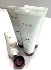 Nu Skin 180° Face Wash With 10% Pure Vitamin C 4.2 FL OZ / 125. ML