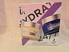 IT COSMETICS HYDRATE 2 OZ JARS, 1- DAY CREAM & 1- NIGHT CREAM