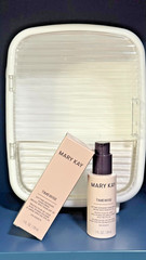 Mary Kay TimeWise Daytime Defender Sunscreen SPF 30 Broad Spectrum 1oz NEW