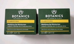 LOT OF TWO (2) NEW BOTANICS CLARIFYING MATTIFYING GEL MOISTURISER 1.69oz EACH