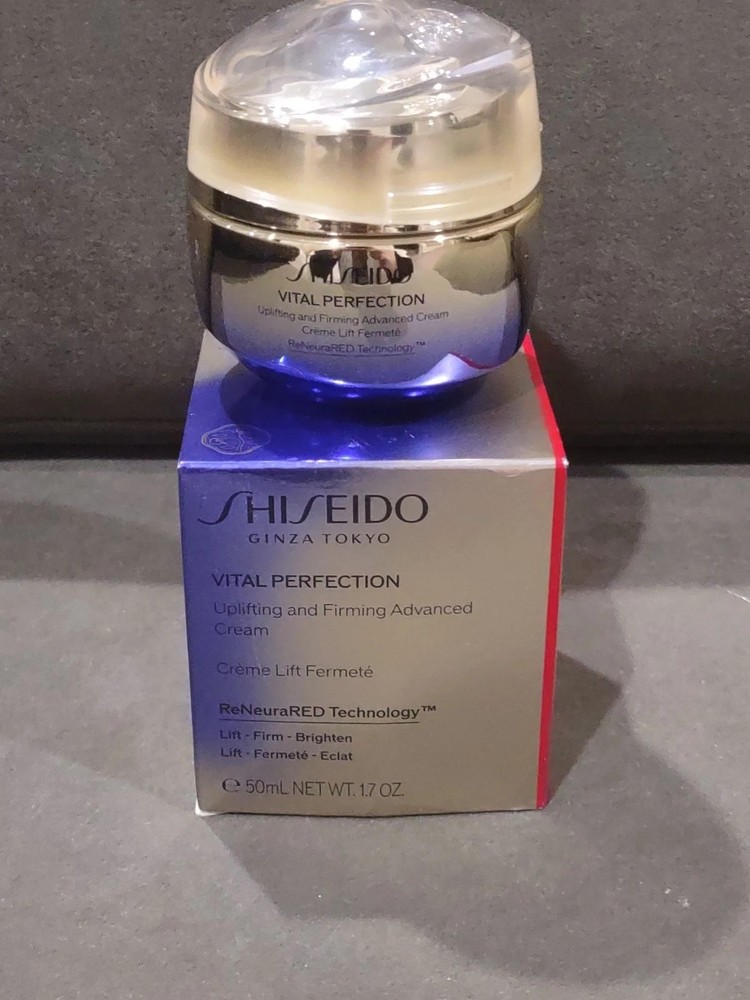Shiseido Vital Perfection Advanced Cream Uplifting and Firming 1.7oz / 50 ml NIB