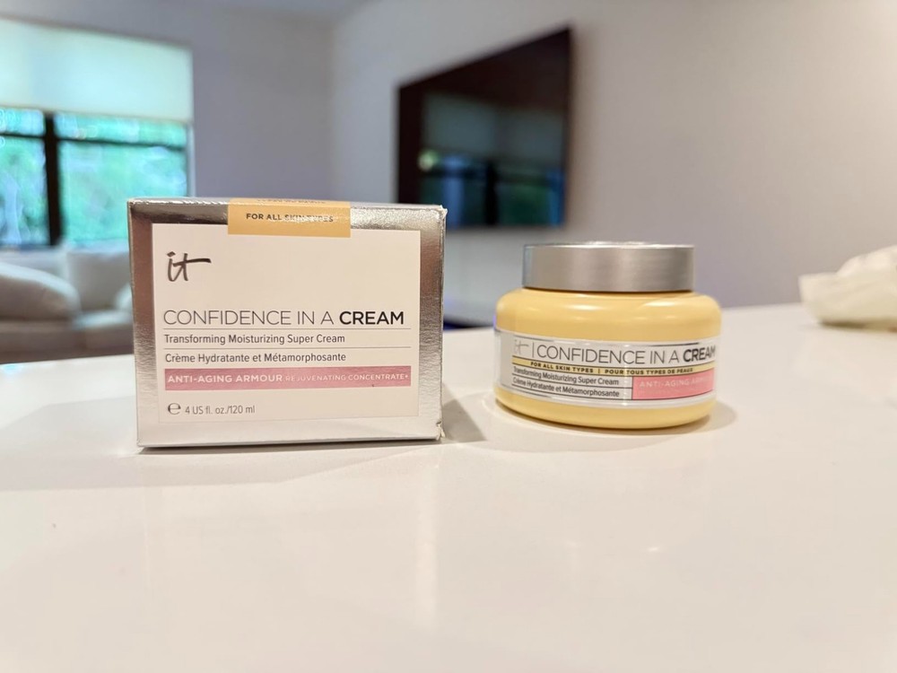 IT Cosmetics Confidence in a CREAM 2oz Moisturizing Anti-Aging Cream USA STOCK