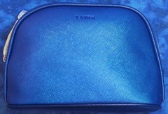 La Mer 5 Piece Skincare Set with Blue Cosmetic Bag