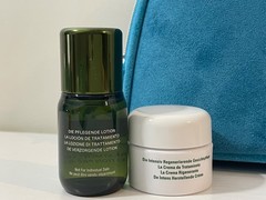 La Mer 6 Piece Skincare Travel Gift Set Including Blue Travel Makeup Pouch NEW