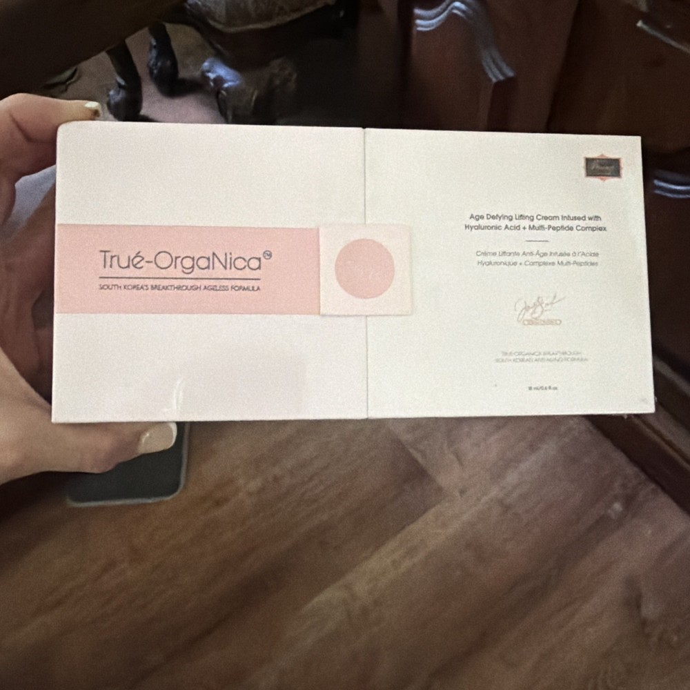 True-OrgaNica Korean Ageless Formula Lifting Cream