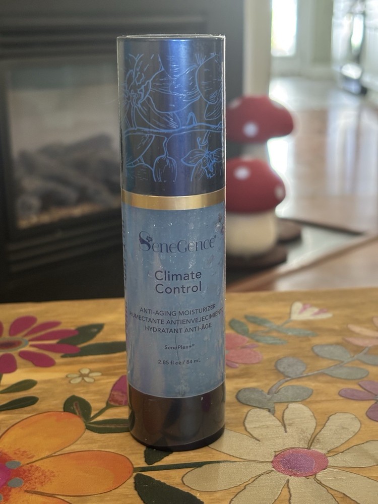 SeneGence Sealed CLIMATE CONTROL Anti-Aging Moisturizer 2.85 Fluid Retails $85
