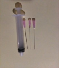 Blunt Tip Cannula Needle with 3 Pink Needles Size ??